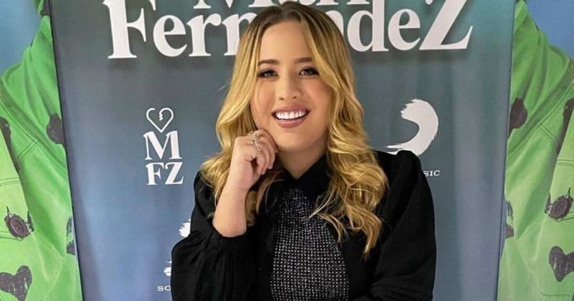 Mari Fernandez aquece os corações no Arraiá de Barueri