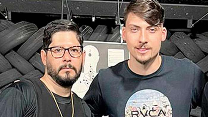 Filho 04 de Bolsonaro vira réu por lavagem de dinheiro e alega: Mudei para SC porque aqui o povo é honesto Filho 04 de Bolsonaro vira réu por lavagem de dinheiro e alega: Mudei para SC porque aqui o povo é honesto