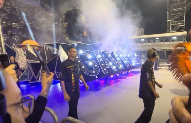 DESFILE GAVIÕES DA FIEL NO CARNAVAL 2024